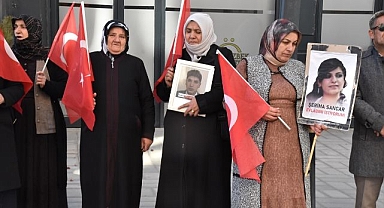 Evlat nöbetinde umutlu bekleyiş sürüyor