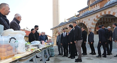 Gazze yararına kermes düzenlendi