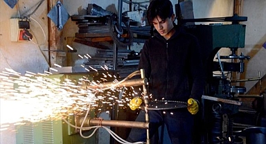 Gelenek devam ediyor: Yoğun taleplere gece mesaisi