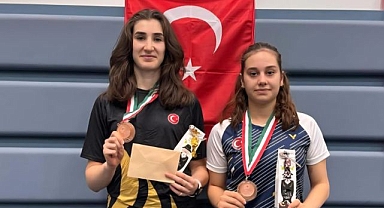 Genç sporculardan çifte bronz madalya   