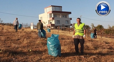 Gönüllüler tonlarca çöp topladı