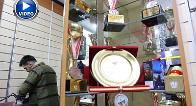 Gündüz terzi akşam bilardo şampiyonu