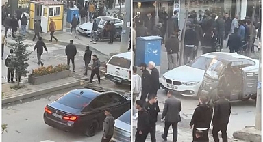 İki grup arasında çıkan kavga caddeye taştı!