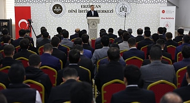 İmam adaylarına 'merhamet' vurgusu   