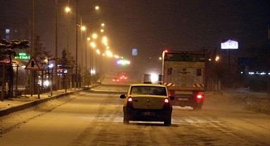 Karayollarında tabelalarda hız değişimi 