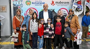 Kitap Fuarı'na yoğun ilgi 