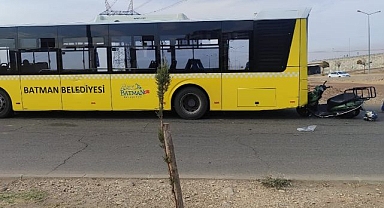 Kontrolden çıkarak halk otobüsüne çarptı