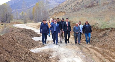 Köy yollarında çalışmalar devam ediyor