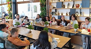 Minik kaşifler kitapların dünyasını aralıyor