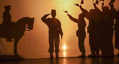 Öğrencilerden anlamlı koreografi