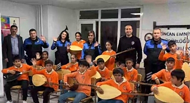 Öğrencilere bağlama desteği