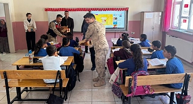 Öğretmen-veli dayanışması örnek oldu