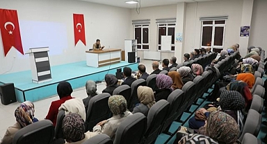 Öğretmenlere mesleki gelişim semineri