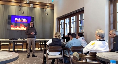 Otel çalışanlarına yangın eğitimi