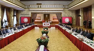 Oy çokluğuyla kabul edildi! Süreç Komisyonu İmralı'ya gidiyor