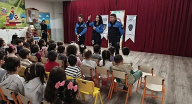 Polislerden öğrencilere bilgilendirme 