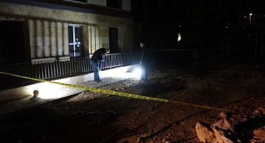 Şantiyede silahla vurulmuş halde bulundu!