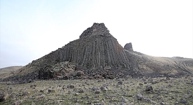 Tabiat harikası sütunlar keşfedilmeyi bekliyor