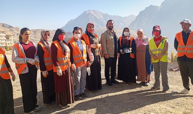 Temizlik personelinden örnek davranış