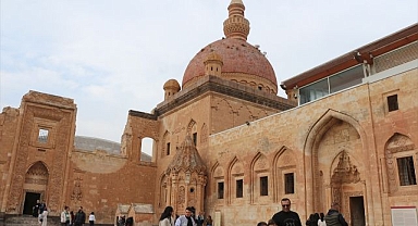 Turizm merkezlerinde ara tatil yoğunluğu