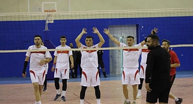 Yarı finalde jandarma rüzgarı esti