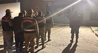 28 düzensiz göçmen yakayı ele verdi!