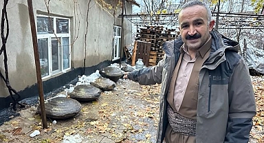 3 yıldır evin önünde bekleyen gizem!