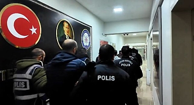 4 ilde terör operasyonu!