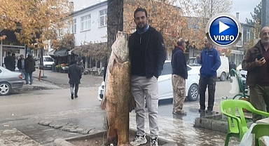 60 kiloluk 'Turna'yı gözünden vurdu!