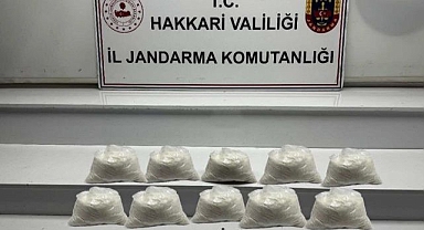 9 kilo metamfetamin ele geçirildi