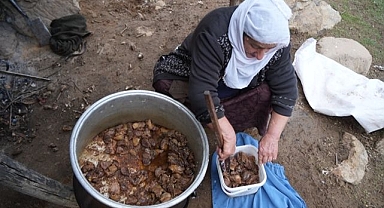 Asırlık gelenek geleneksel yöntemle sürüyor