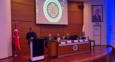 Atatürk Üniversitesinde güncel meseleler etkinliği