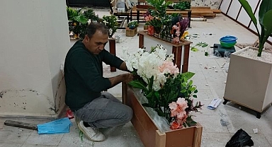 Atık malzemeleri sanata dönüştürüyor