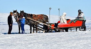 Atlı kızakçılar mesailerine başladı