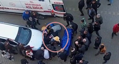 Bir kadın daha eş kurbanı oldu! Sokak ortasında karısını bıçakladı