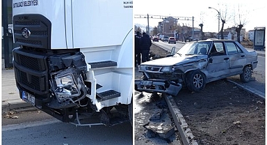 Çarpışmanın şiddetiyle refüje çıktı!