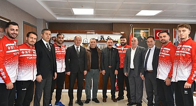 Curling Milli Takımı'ndan Çakmur'a ziyaret