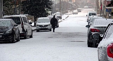 Doğu'da kar yağışı etkili oluyor