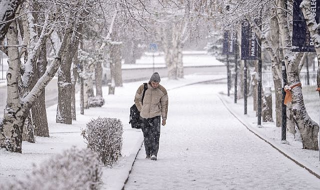 Erzurum beyaza büründü