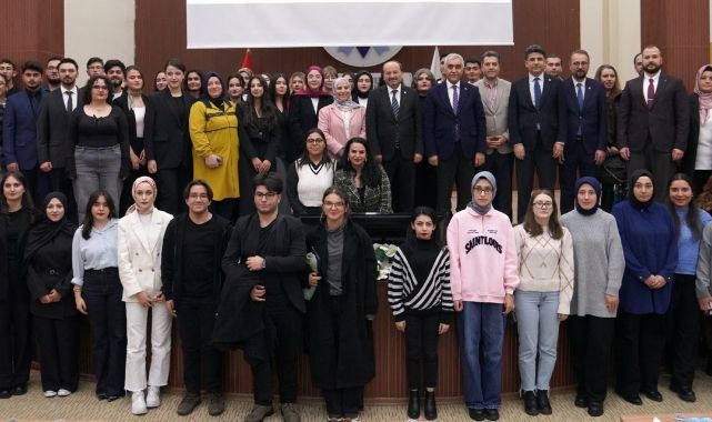 Erzurum’da insani yardım ağları konferansı