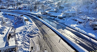 Erzurum ve çevresi için kuvvetli kar ve fırtına uyarısı!