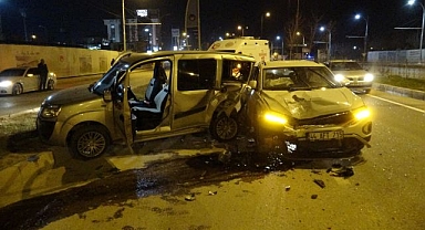 Feci kazayı burunları bile kanamadan atlattılar 