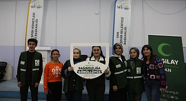 Gönüllüler bir araya geldi