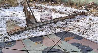 Hurda çalarken yakayı ele verdiler!