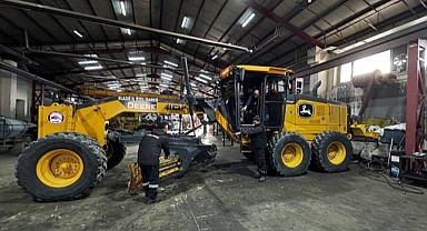 Karla mücadele ekipleri zorlu kış şartlarına hazır