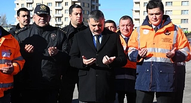 Karla ve buzla mücadele dualarla başladı   