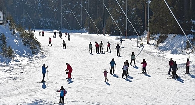 Kayak merkezinde hafta sonu yoğunluğu
