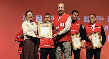 Kızılay Erzurum Teşkilatına 3 ödül