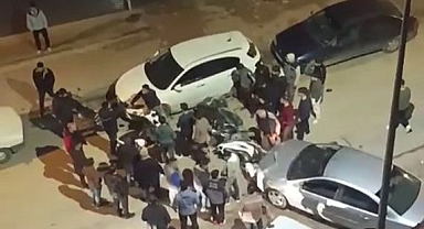 Kontrolden çıkan otomobil 7 araçla çarpıştı!