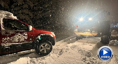 Kontrolden çıkarak kara saplandı! 